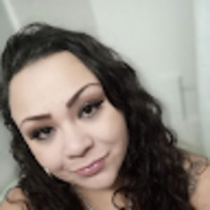 Meet your Posher, Leticia